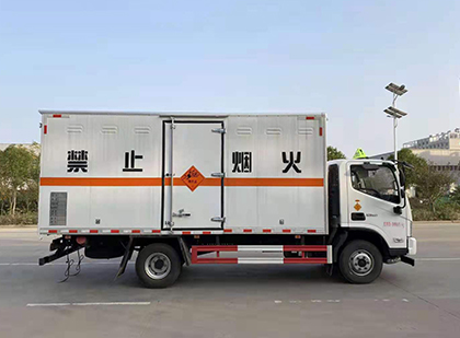 普宁爆破器材运输车